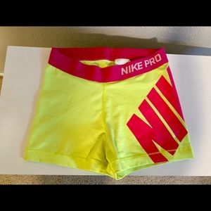 Nike pro shorts dri fit size small